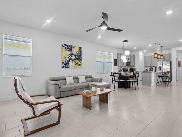 4256 Marina Way, Deerfield Beach FL 33064