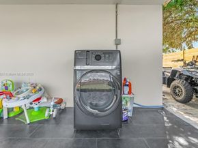 6941 Sheridan St, Hollywood FL 33024