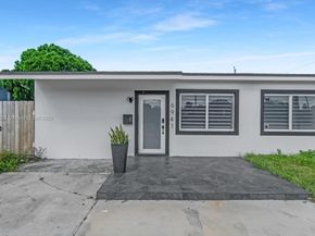 6941 Sheridan St, Hollywood FL 33024