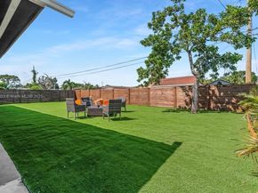 6941 Sheridan St, Hollywood FL 33024