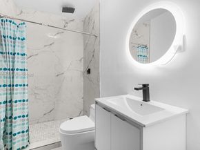 6941 Sheridan St, Hollywood FL 33024