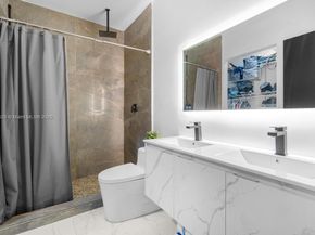 6941 Sheridan St, Hollywood FL 33024