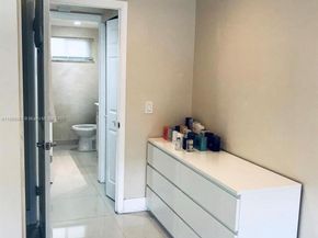 5790 Stirling Rd 108, Hollywood FL 33021
