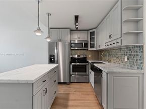 67 Harwood H H, Deerfield Beach FL 33442