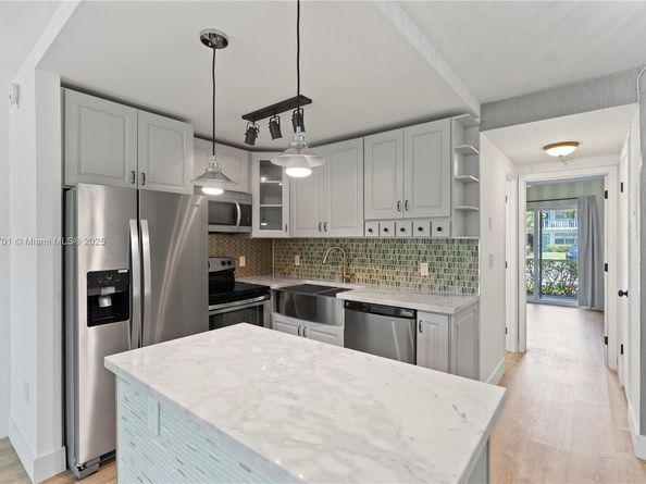 67 Harwood H H, Deerfield Beach FL 33442