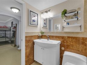 17101 NW 57th Ave 110, Miami Gardens FL 33055