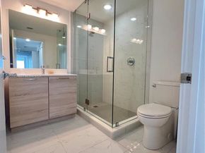 16385 Biscayne Blvd 607, North Miami Beach FL 33160