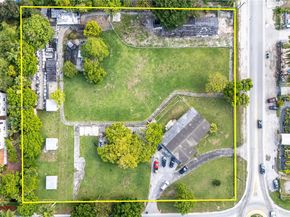 12201 SW 47th St, Miami FL 33175