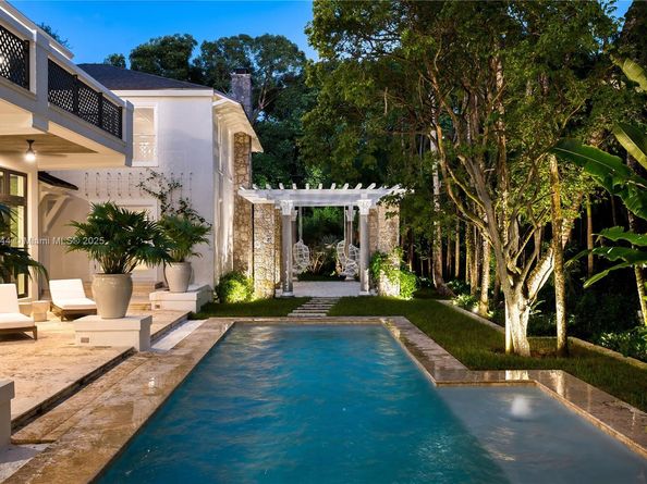 3701 Park Ave, Miami FL 33133
