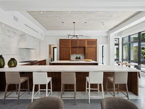 3701 Park Ave, Miami FL 33133