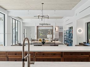 3701 Park Ave, Miami FL 33133