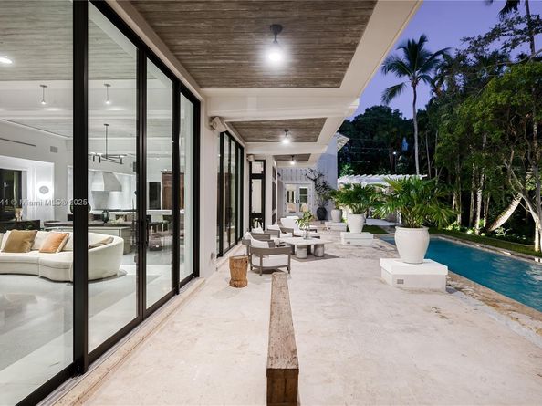 3701 Park Ave, Miami FL 33133