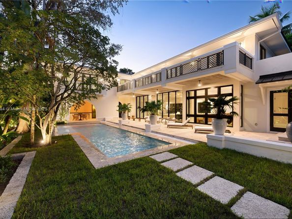 3701 Park Ave, Miami FL 33133