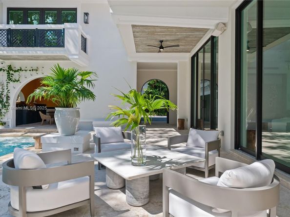 3701 Park Ave, Miami FL 33133