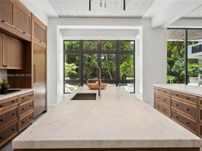 3701 Park Ave, Miami FL 33133