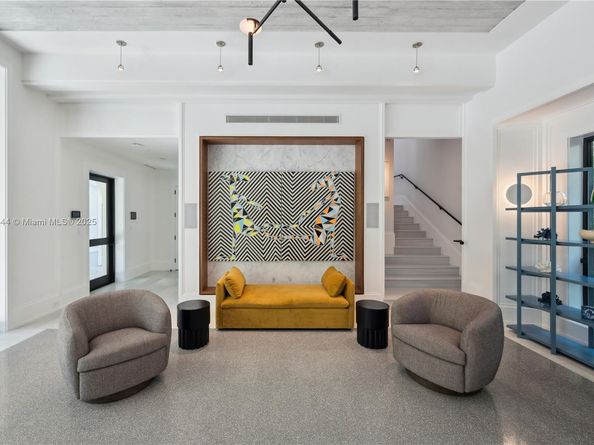 3701 Park Ave, Miami FL 33133