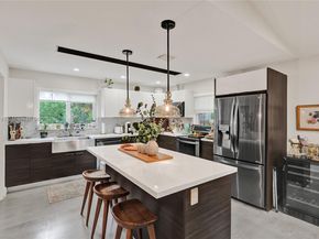 910 SW 23rd Rd, Miami FL 33129