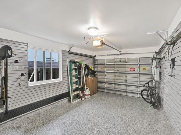 910 SW 23rd Rd, Miami FL 33129