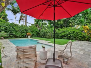 910 SW 23rd Rd, Miami FL 33129