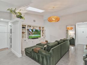 910 SW 23rd Rd, Miami FL 33129