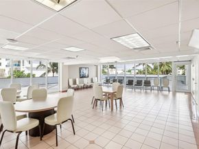 2401 Collins Ave 1612, Miami Beach FL 33140