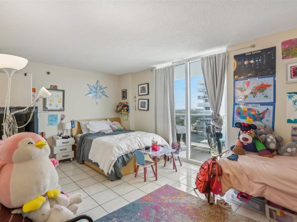 2401 Collins Ave 1612, Miami Beach FL 33140