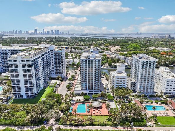 2401 Collins Ave 1612, Miami Beach FL 33140