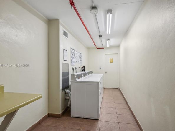 2401 Collins Ave 1612, Miami Beach FL 33140