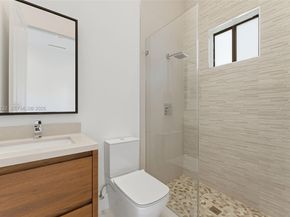 10005 SW 66th St, Miami FL 33173