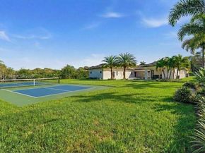 10005 SW 66th St, Miami FL 33173