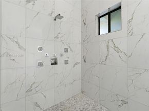 10005 SW 66th St, Miami FL 33173