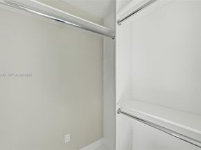 10005 SW 66th St, Miami FL 33173