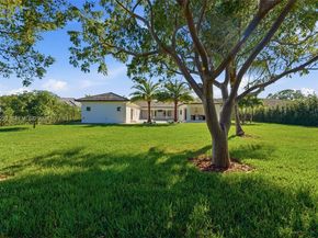 10005 SW 66th St, Miami FL 33173