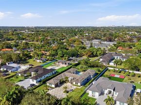 10005 SW 66th St, Miami FL 33173