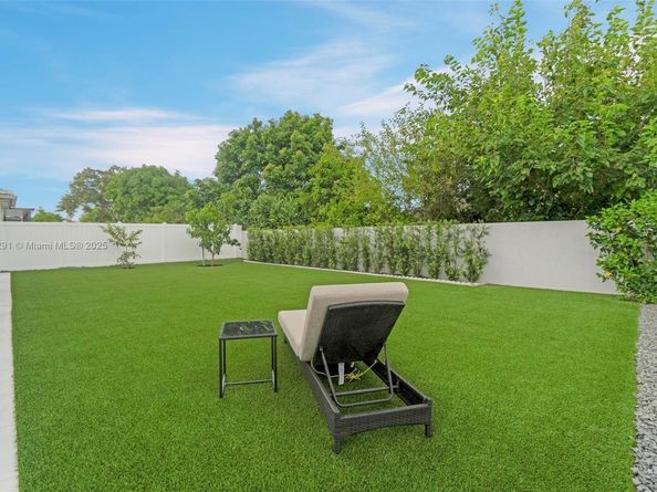 14864 SW 163rd Ter, Miami FL 33187