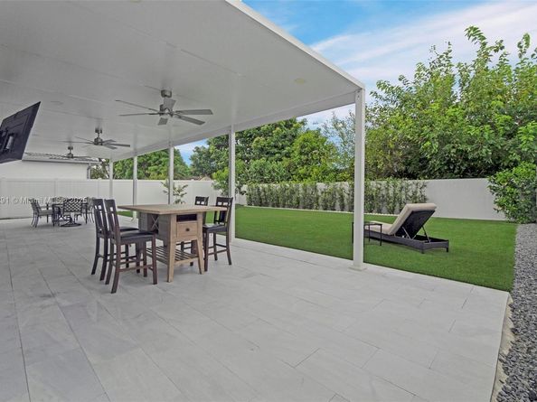 14864 SW 163rd Ter, Miami FL 33187