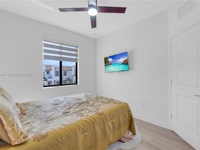 21068 NE 8th Ave, Miami FL 33179