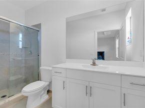 21068 NE 8th Ave, Miami FL 33179