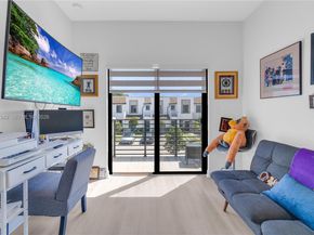 21068 NE 8th Ave, Miami FL 33179