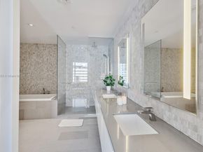 88 SW 7th St 1710, Miami FL 33130