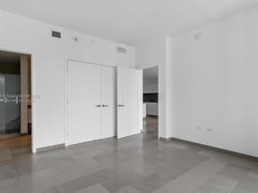 88 SW 7th St 1710, Miami FL 33130