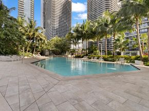 88 SW 7th St 1710, Miami FL 33130