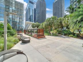 88 SW 7th St 1710, Miami FL 33130