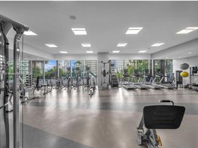 88 SW 7th St 1710, Miami FL 33130