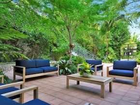 1749 NE Miami Ct 515, Miami FL 33132