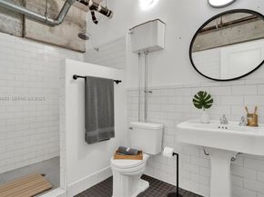 1749 NE Miami Ct 515, Miami FL 33132