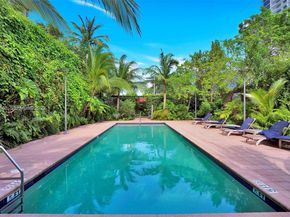 1749 NE Miami Ct 515, Miami FL 33132