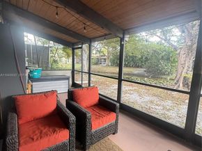 121 Gate Rd 264, Hollywood FL 33024