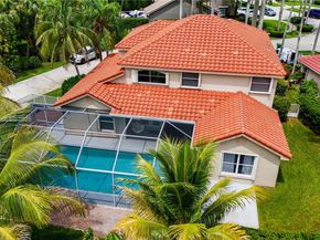 1503 NW 178th Ln, Pembroke Pines FL 33029