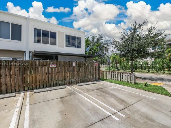 14012 SW 259th Way, Homestead FL 33032